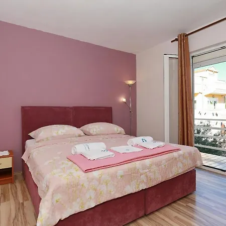 My Place Biograd 公寓 *